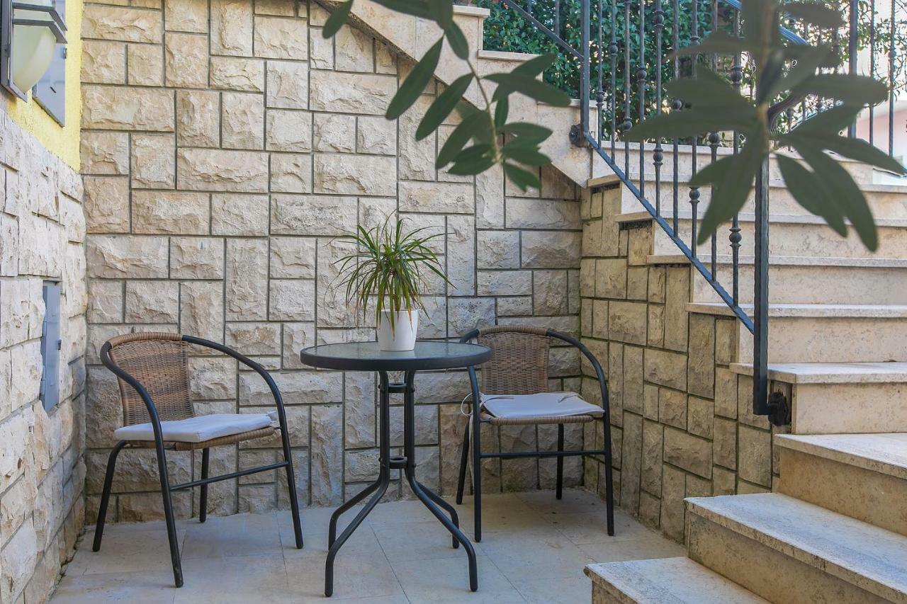 Polias Apartment بولا المظهر الخارجي الصورة