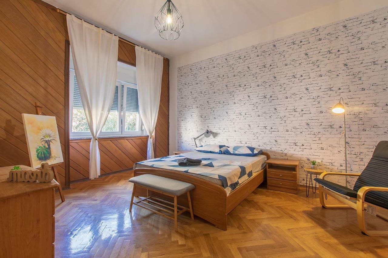 Polias Apartment بولا المظهر الخارجي الصورة